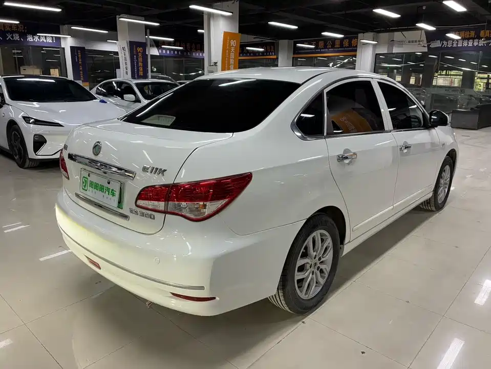 Dongfeng Junfeng E11K