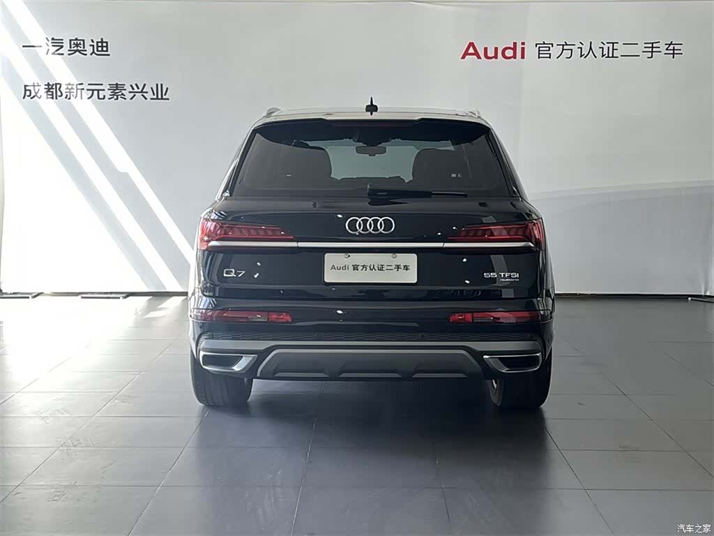Audi Q7, 2021 все фото