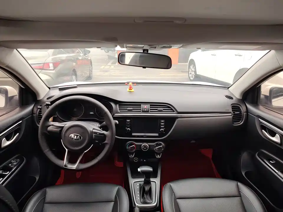 Kia K2