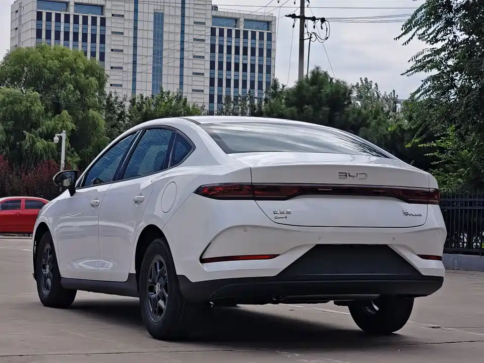 BYD Qin Yuan BYD Qin Yuan
