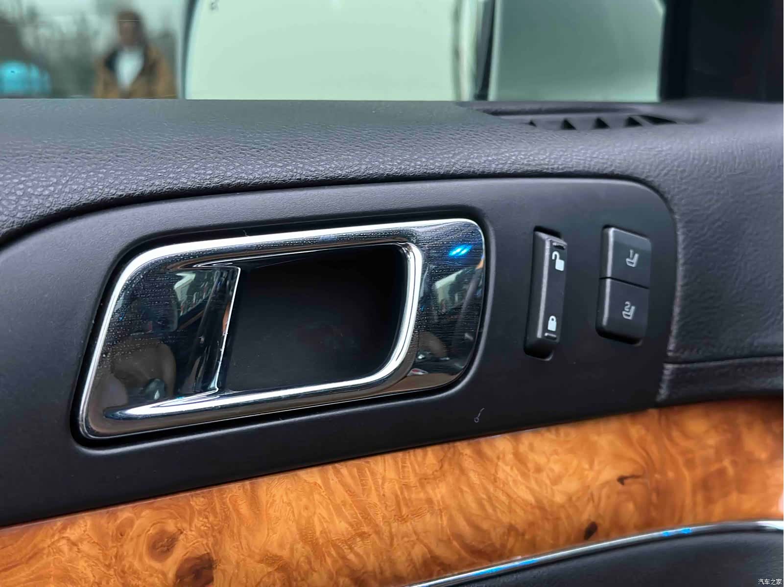 Lincoln MKT, 2012 28