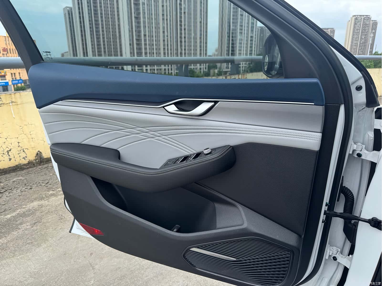 Geely Preface, 2022 10