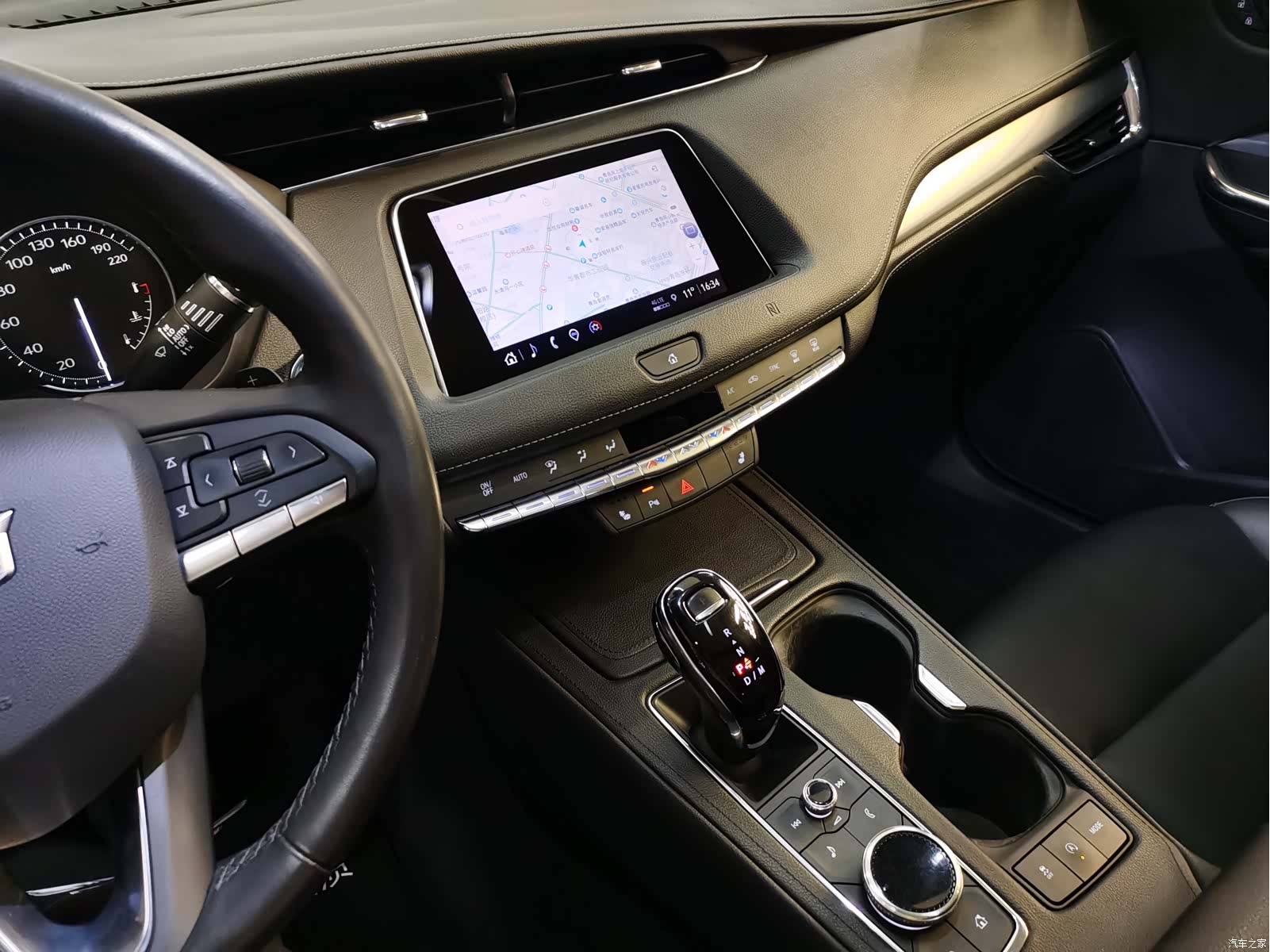 Cadillac XT4, 2021 9