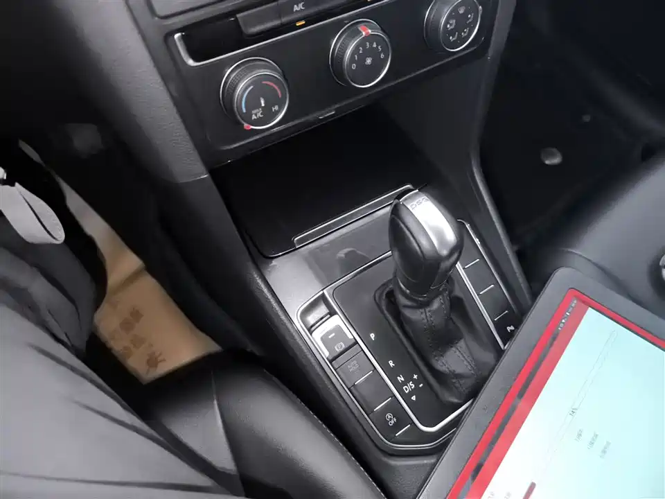 Volkswagen Golf*Jiayu