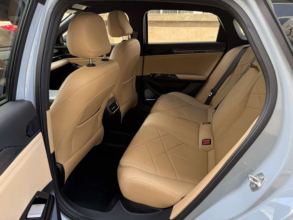 Geely Galaxy Galaxy L6