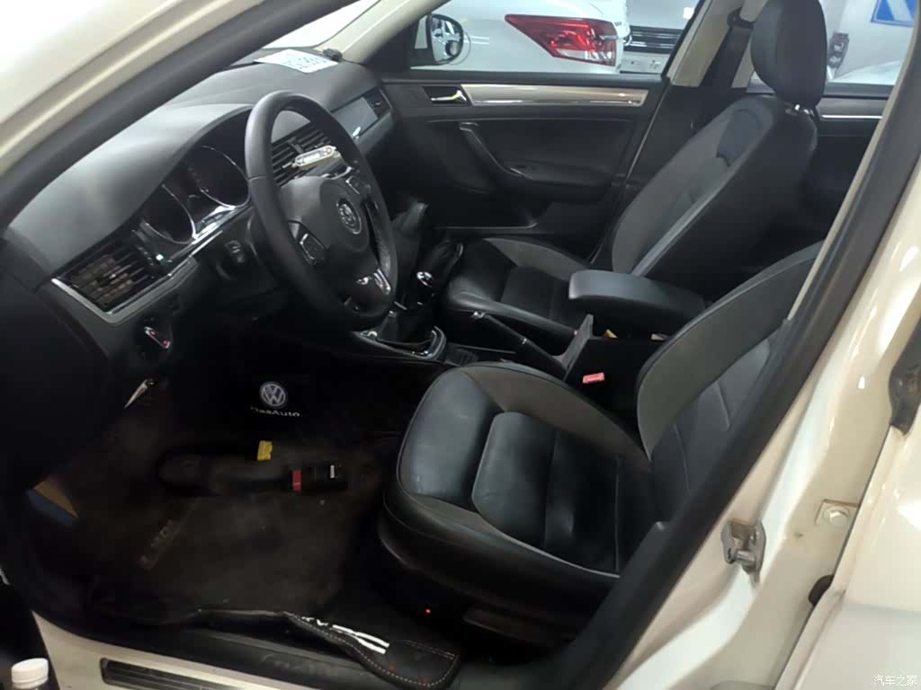 Volkswagen Bora, 2015 15