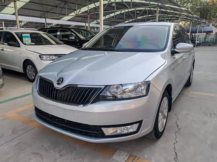 ��������˹�´� ��� 2016�� 1.6L �ֶ����а�