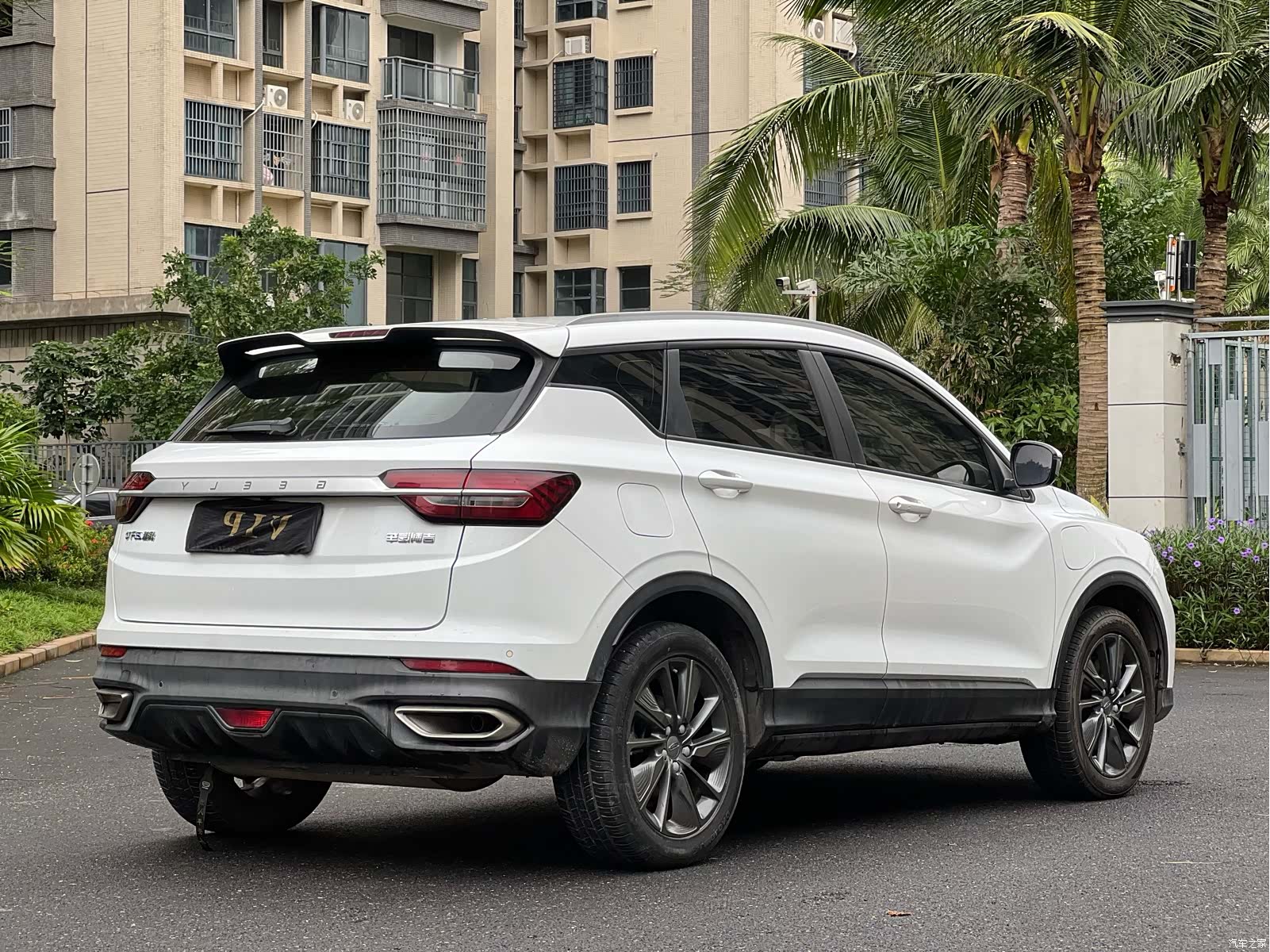 Geely Coolray, 2021 9