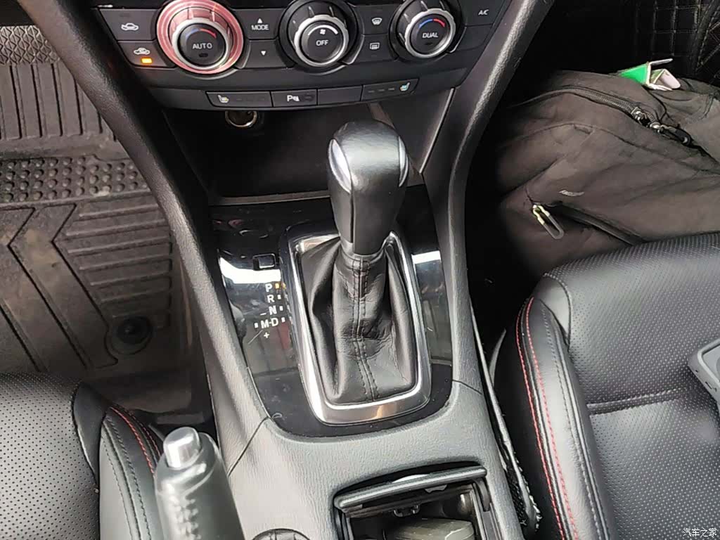 Mazda Atenza, 2016 14