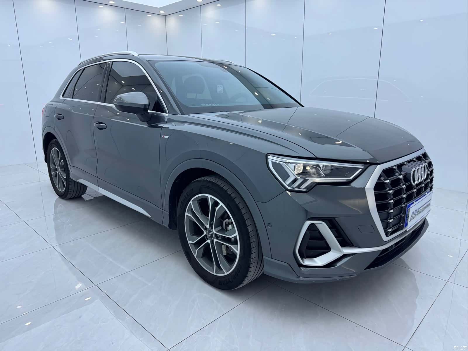 Audi Q3, 2022 3