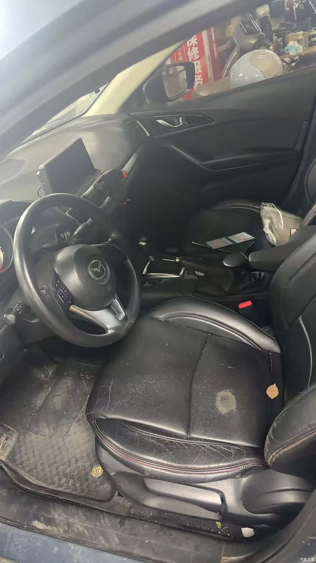 Mazda Mazda3, 2015 3
