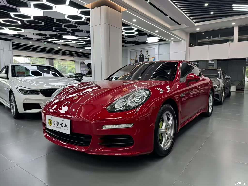 Porsche Panamera, 2014 1