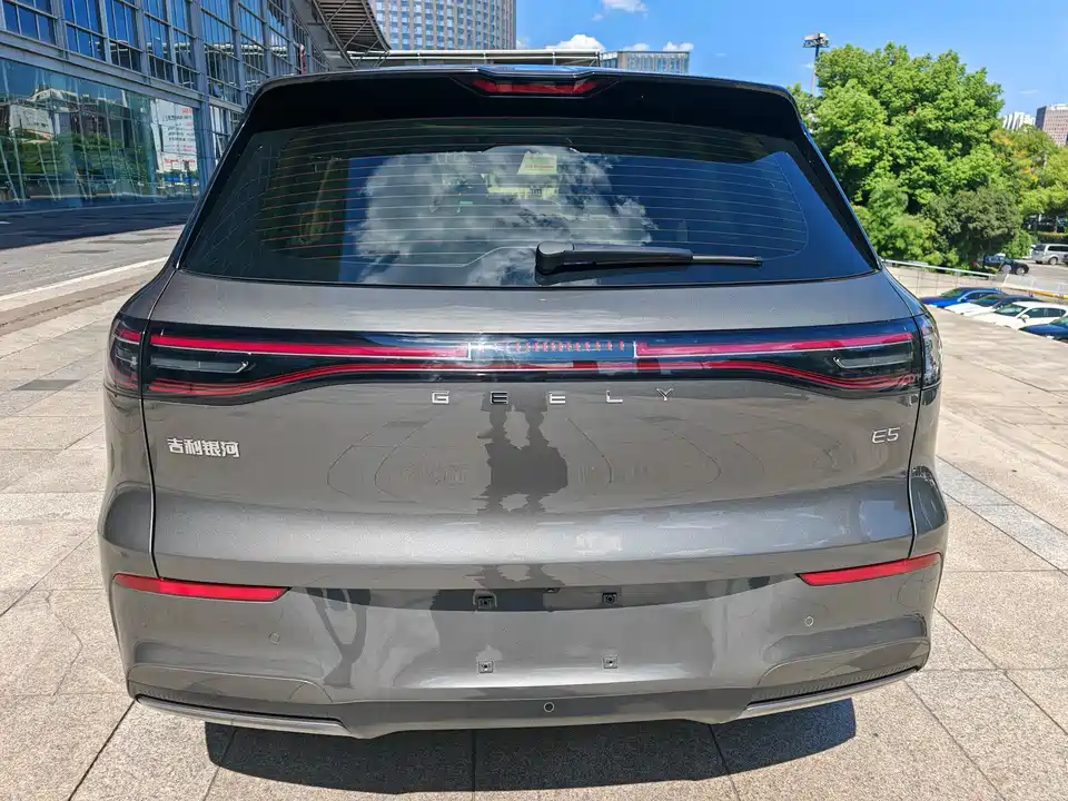 Geely Galaxy Galaxy E5