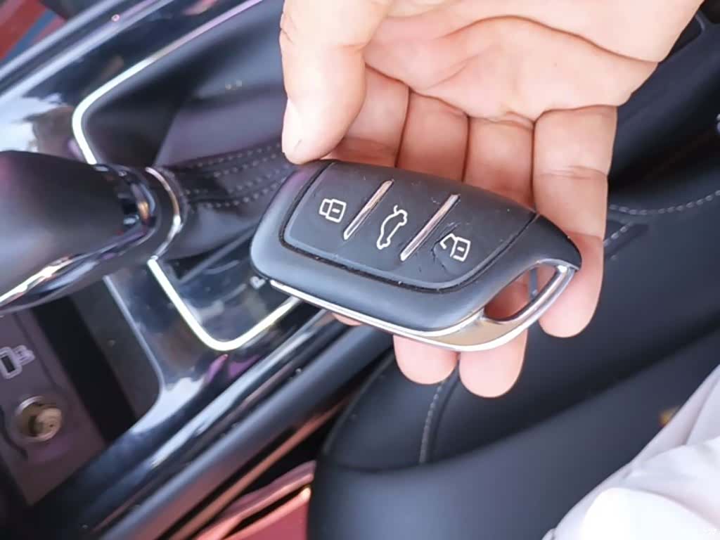 Roewe i5, 2019 9