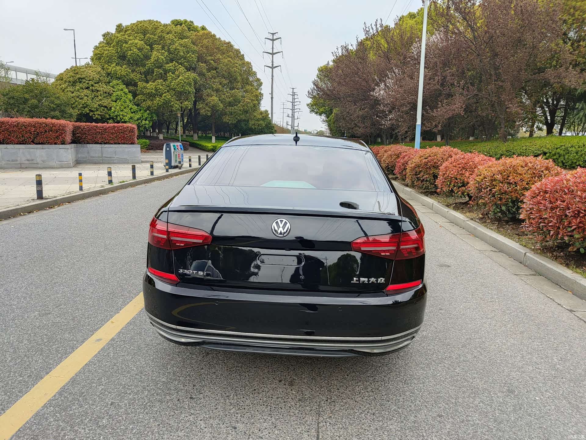 Volkswagen Passat, 2020 все фото