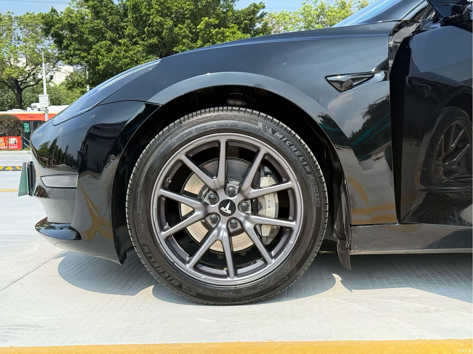 Tesla Model 3, 2019 10