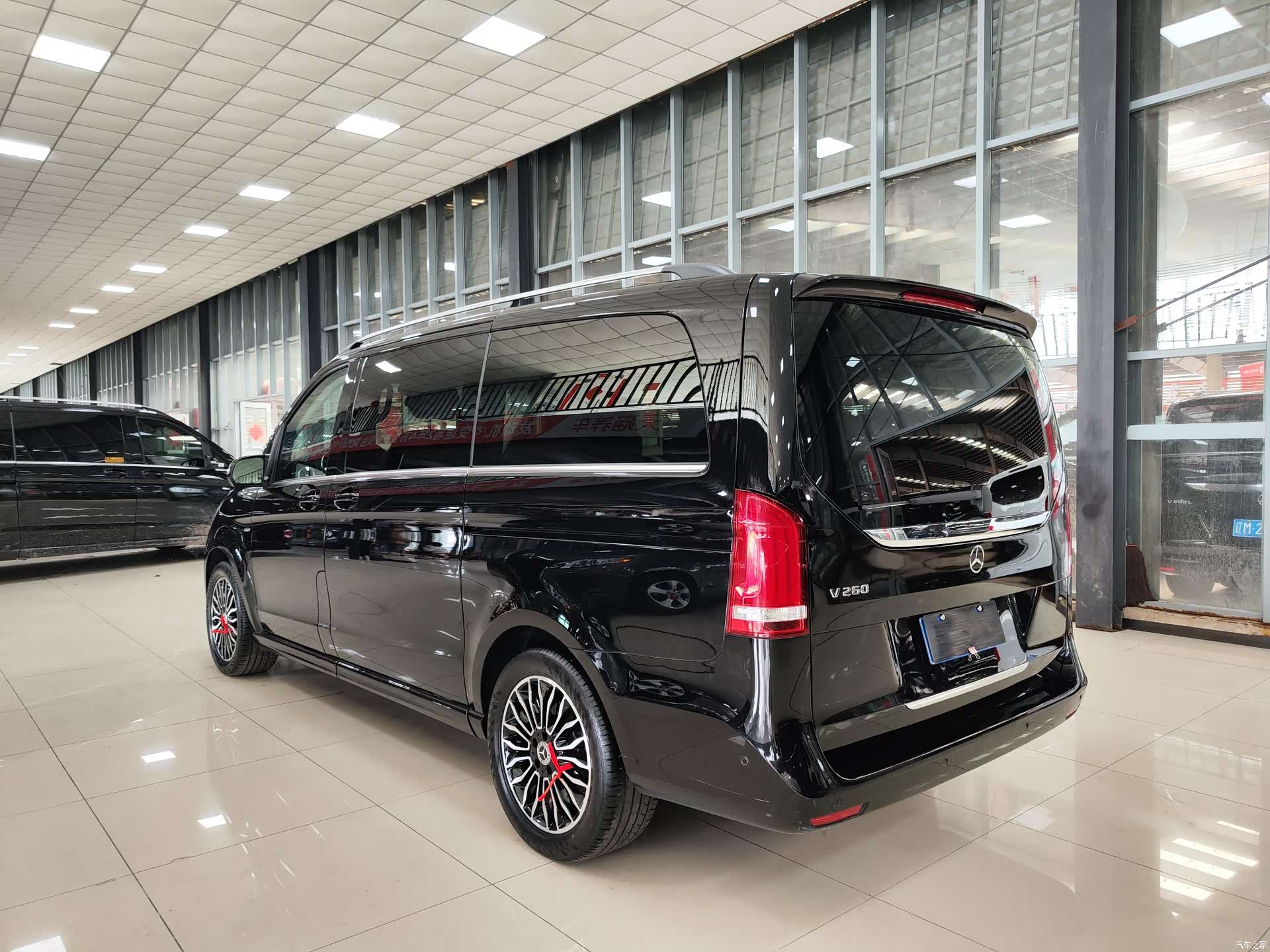 Mercedes-Benz V-Class, 2019 26