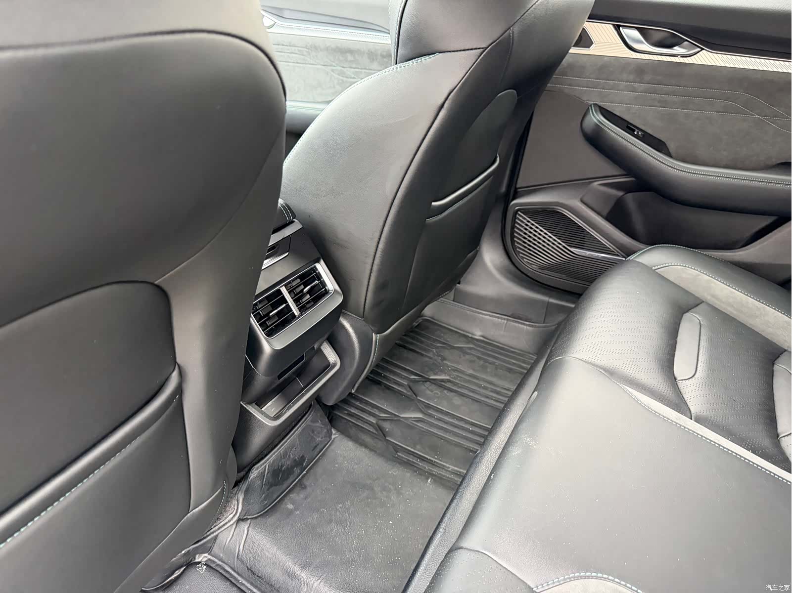 Geely Preface, 2023 13