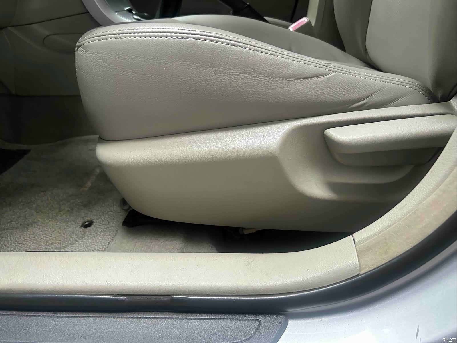 Toyota Corolla, 2011 14