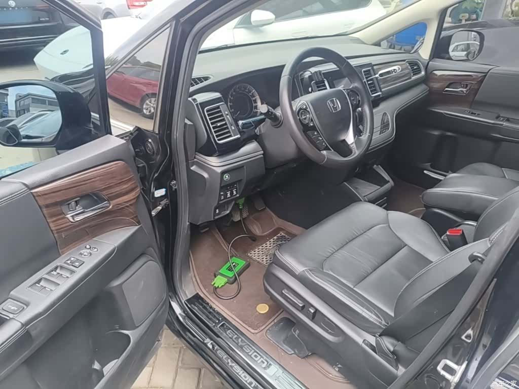 Honda Elysion, 2018 16