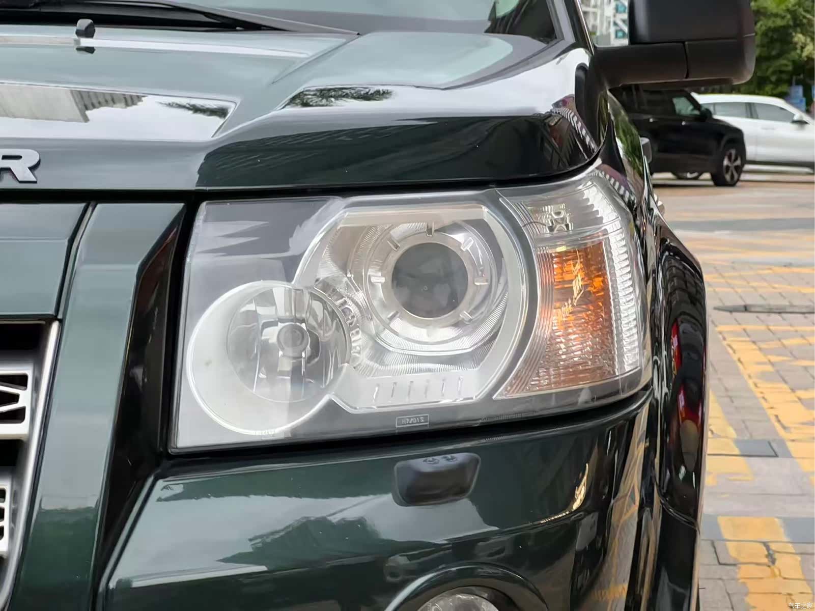 Land Rover i6, 2010 14
