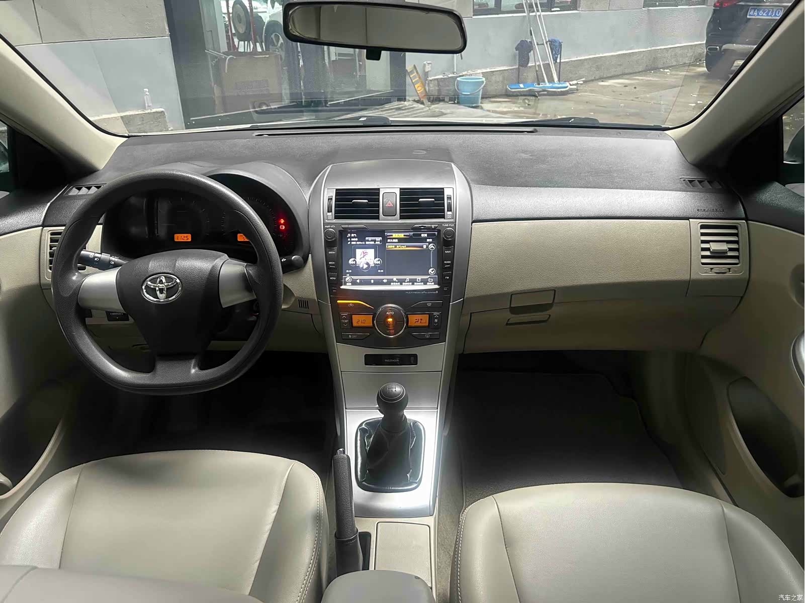 Toyota Corolla, 2011 6