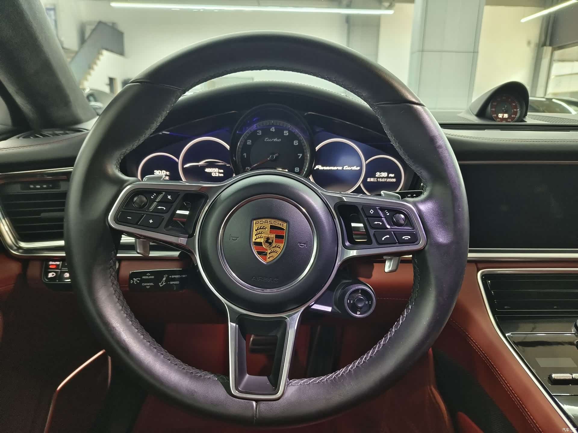 Porsche Panamera, 2018 10