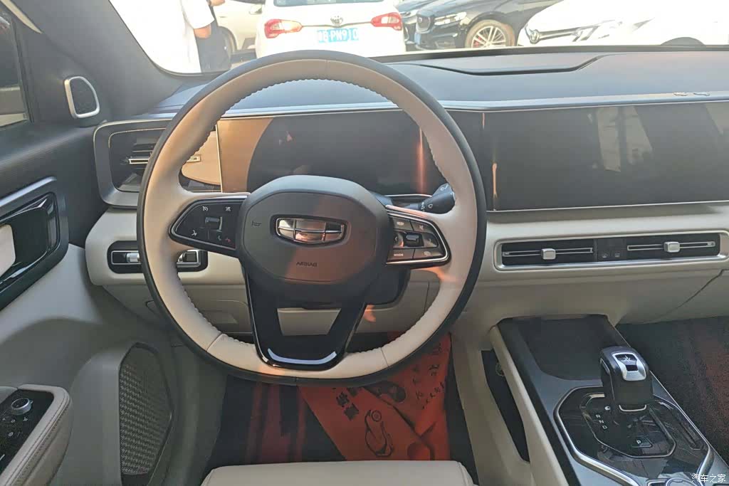 Geely Icon, 2023 15