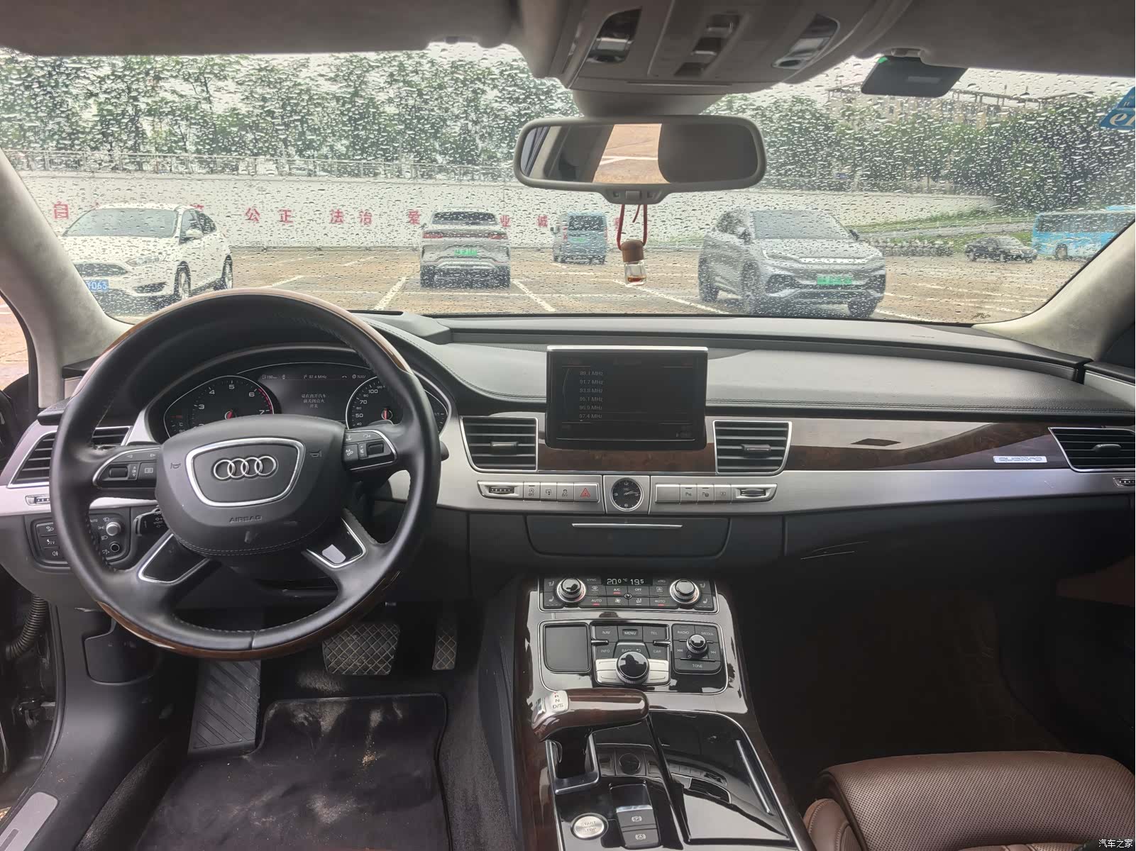 Audi A8L, 2015 8