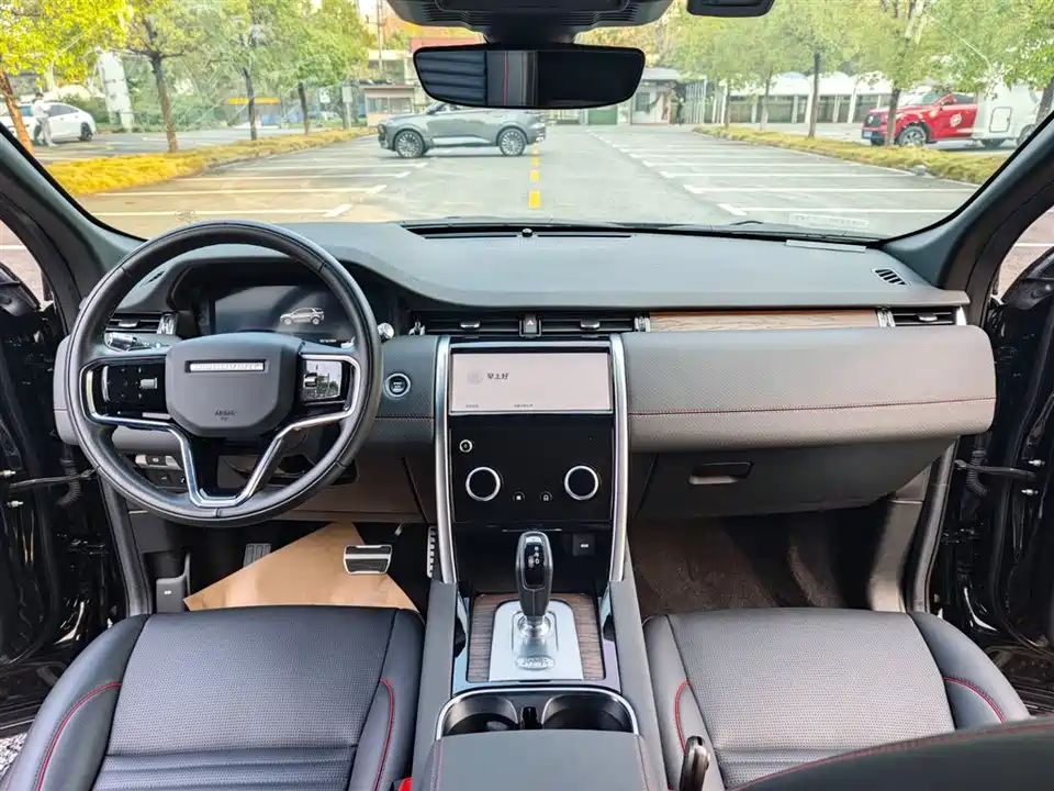 Land Rover Discover sports