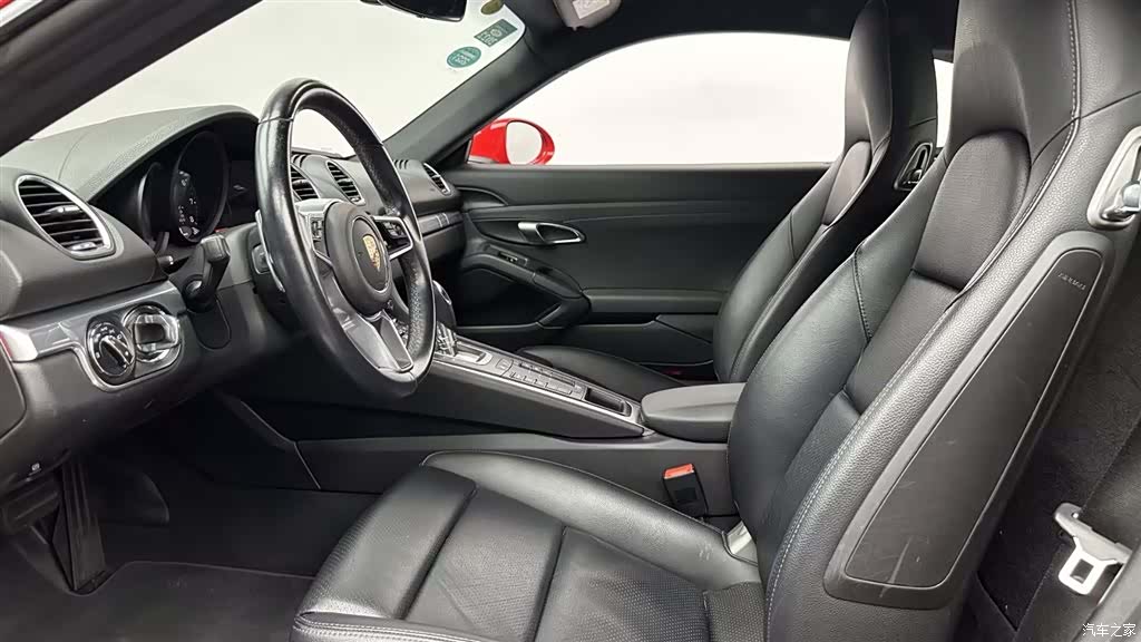 Porsche Cayman, 2020 9