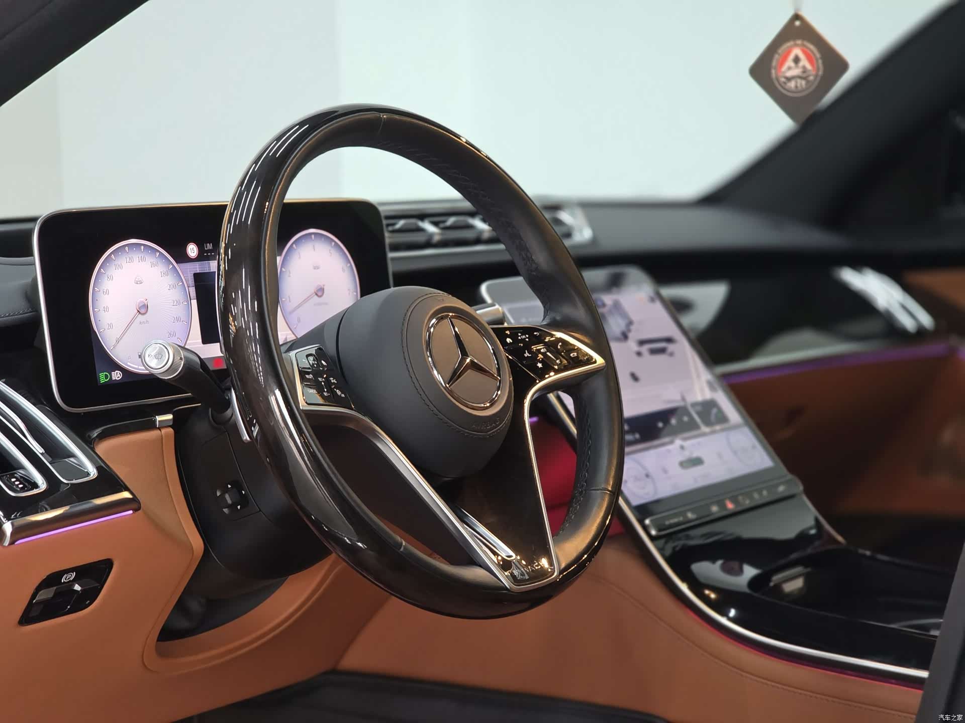 Maybach S-Class, 2022 7