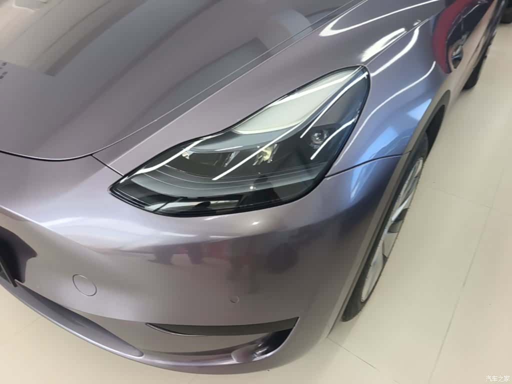 Tesla Model Y, 2022 24