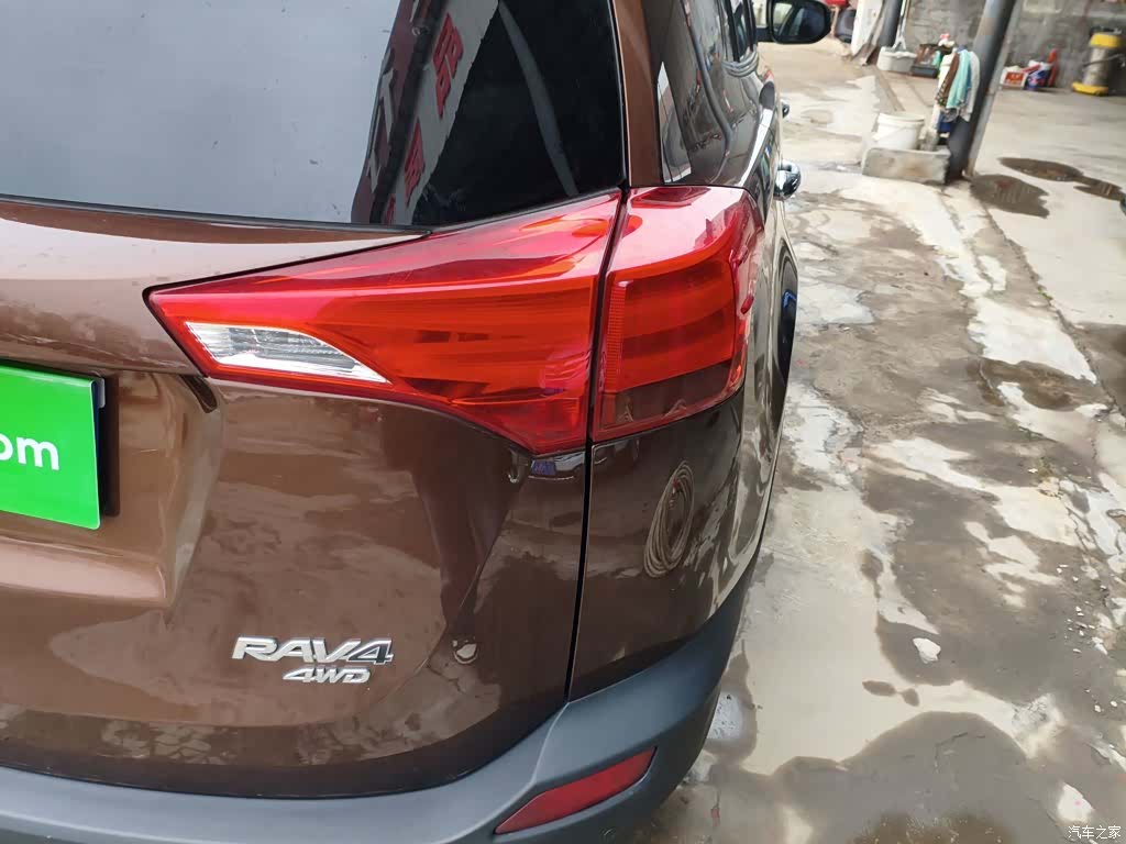 Toyota RAV4, 2014 24