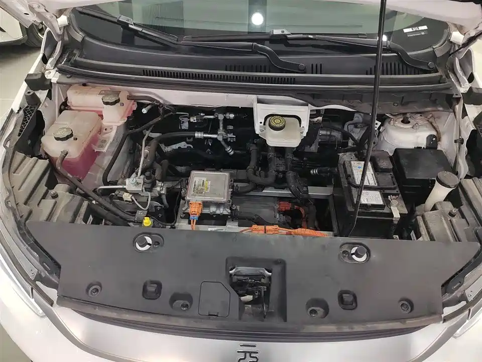 BYD Yuan Pro BYD Yuan Pro