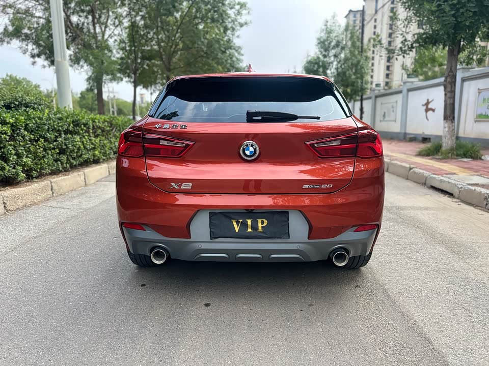 BMW X2