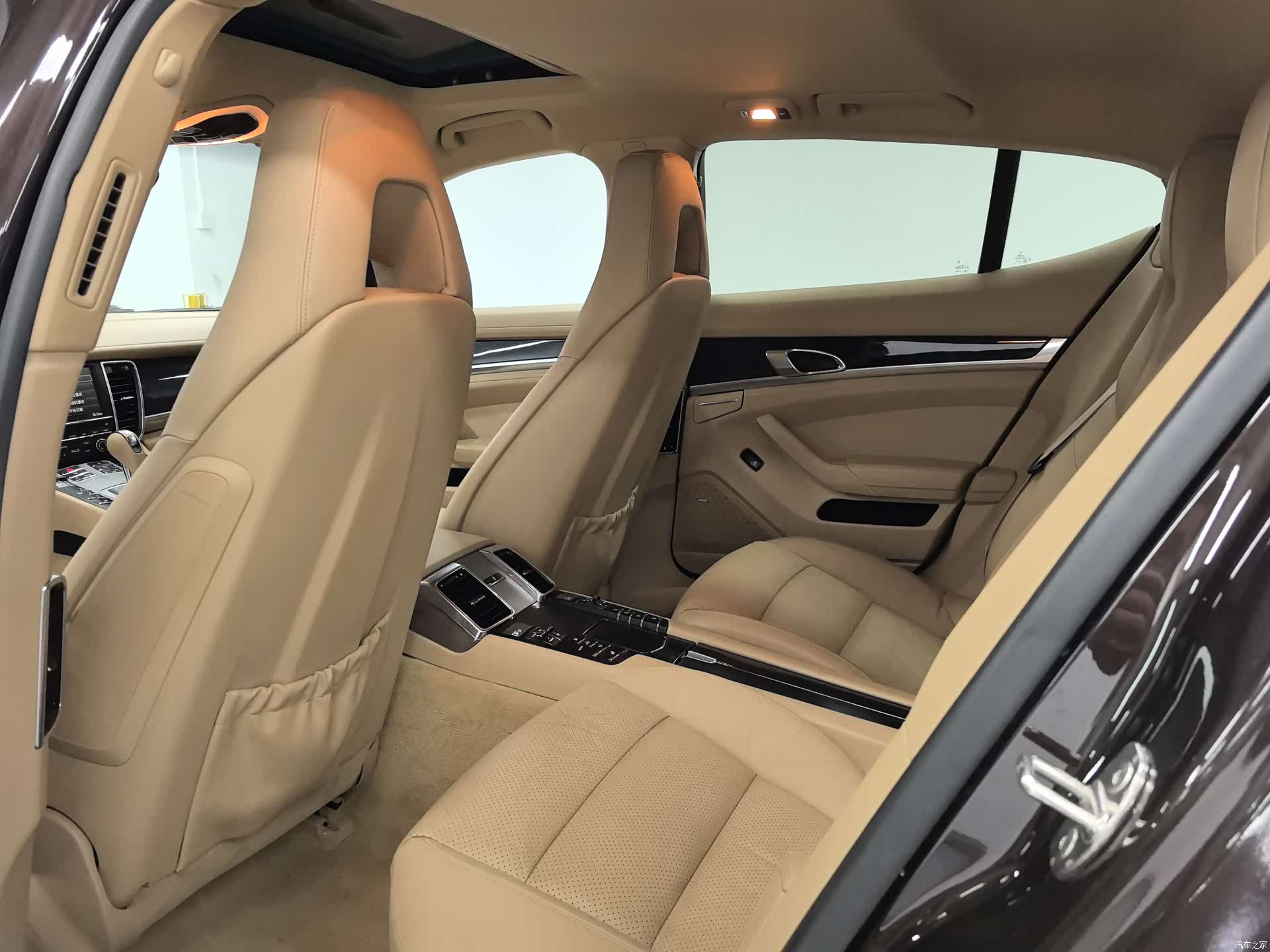 Porsche Panamera, 2013 6