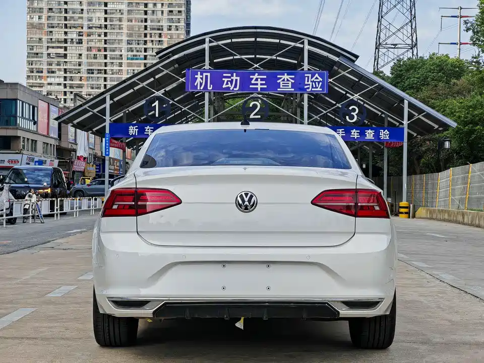 Volkswagen Lingdu