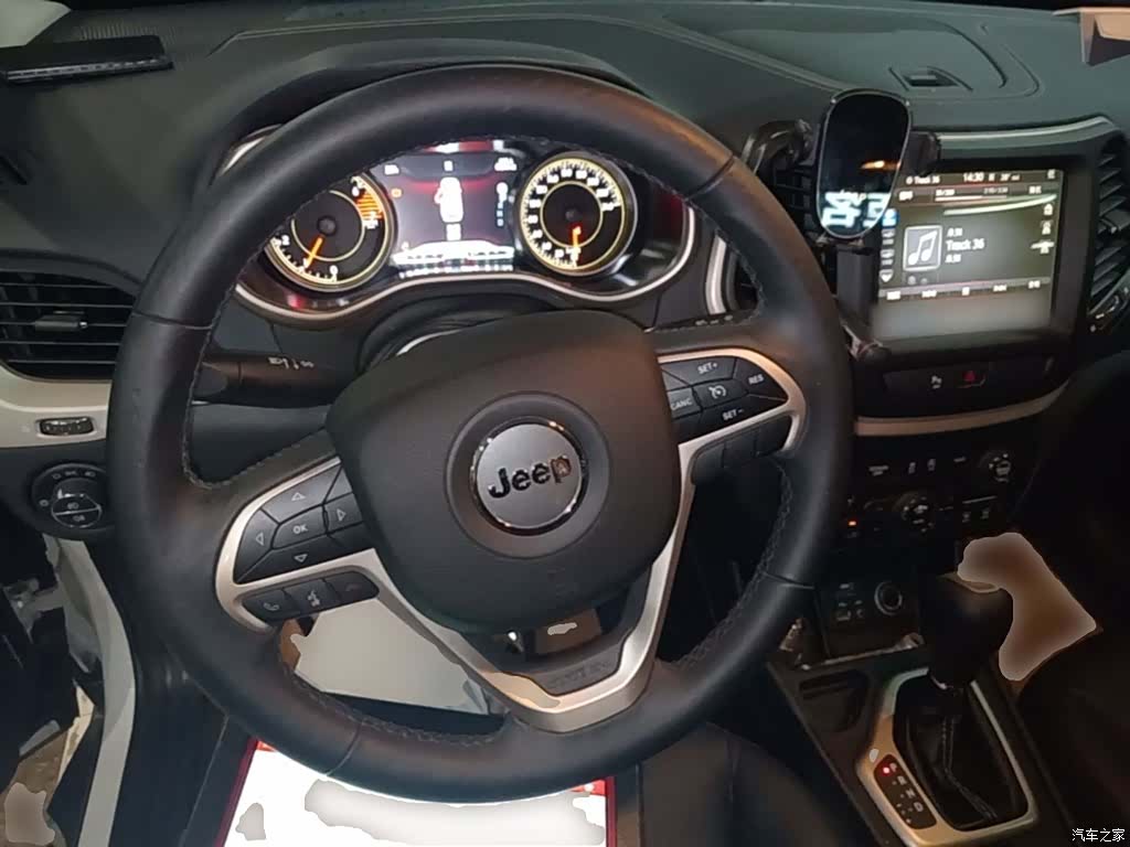 Jeep Cherokee, 2017 11