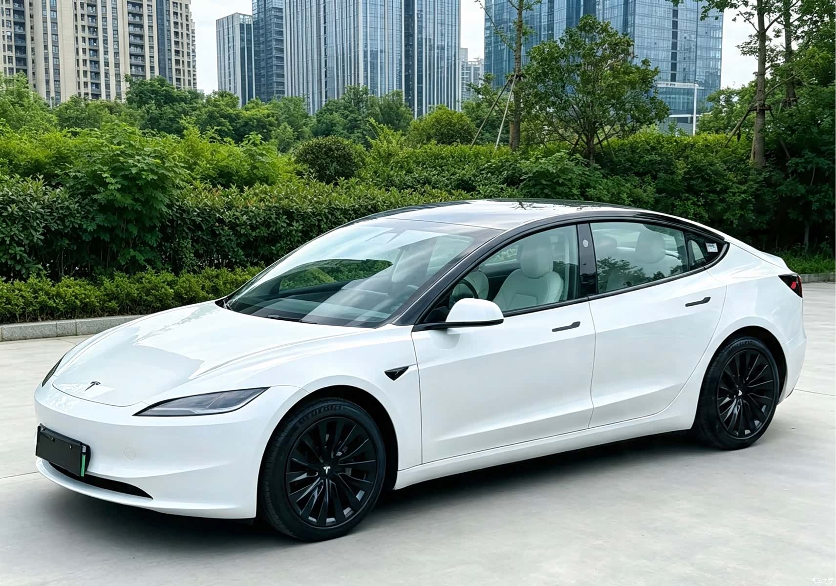 Tesla Model 3, 2024 1