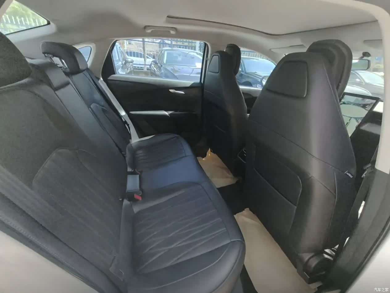 Changan NE, 2023 10