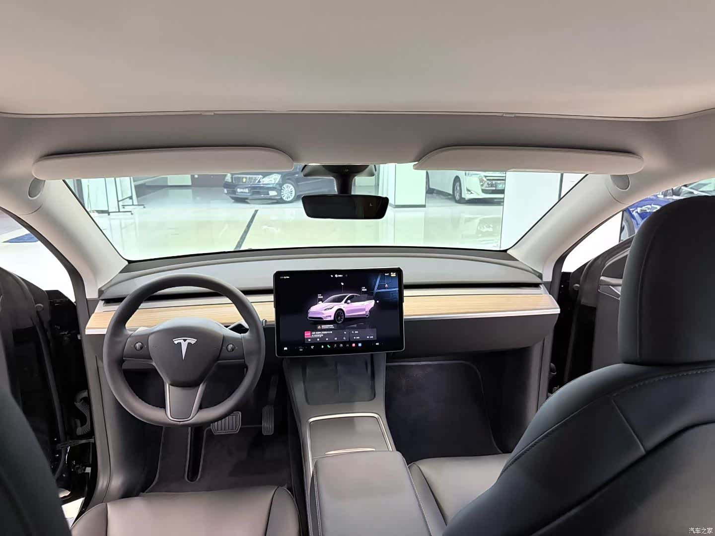 Tesla Model Y, 2022 6