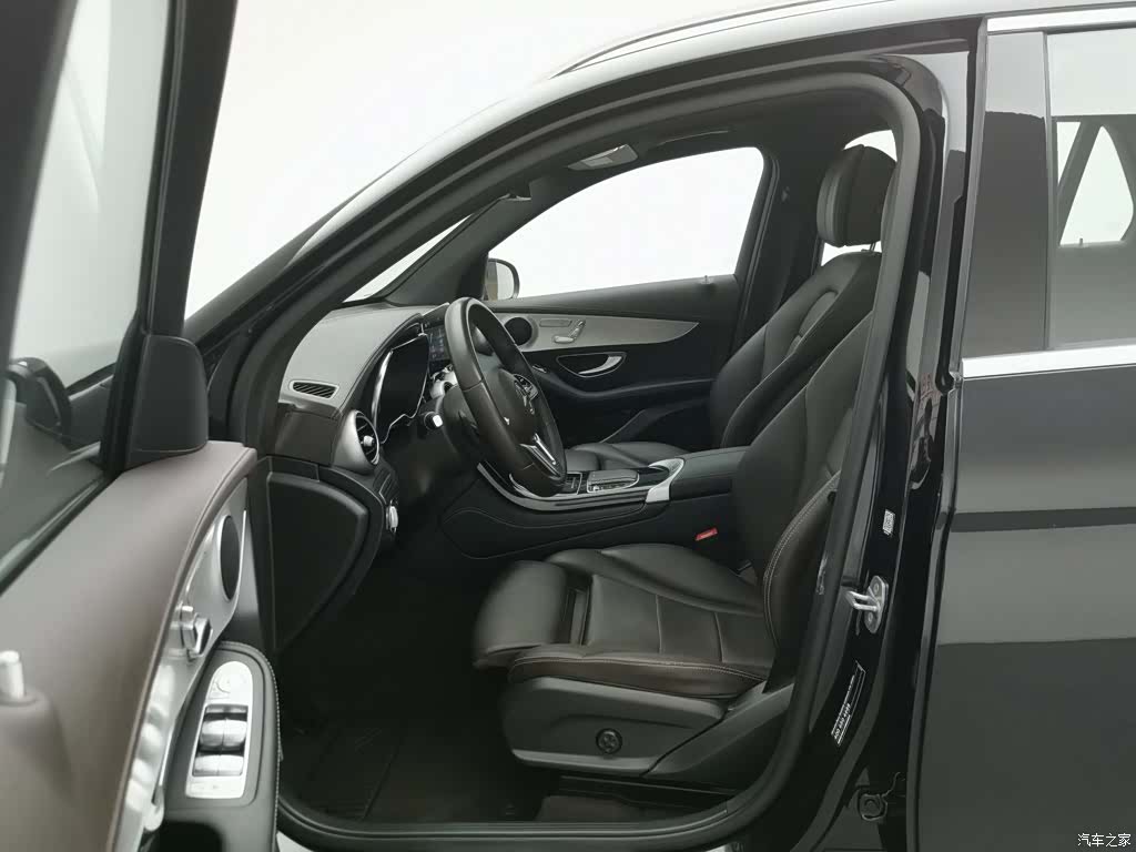 Mercedes-Benz GLC, 2021 10