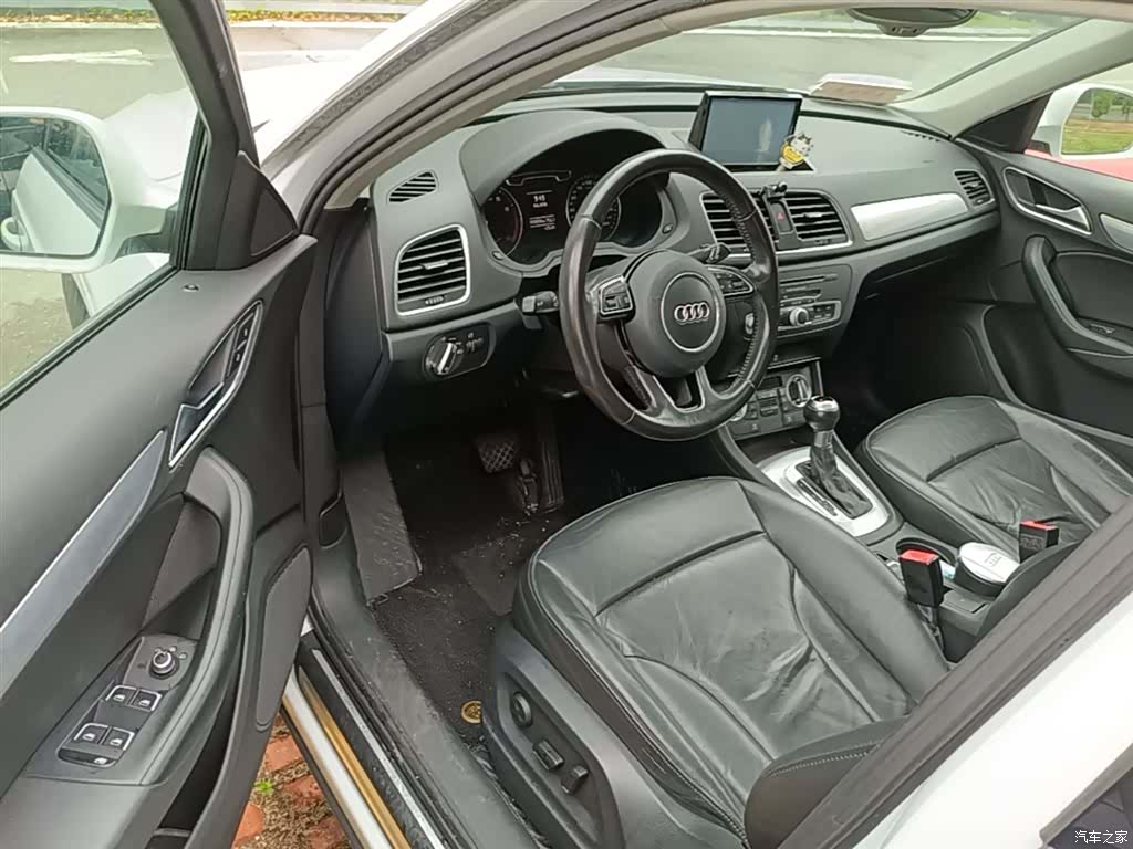 Audi Q3, 2015 16