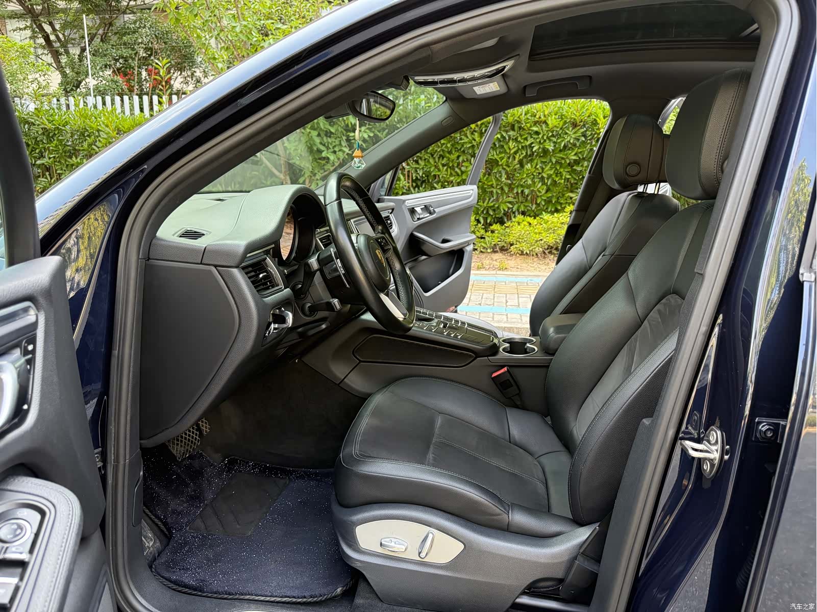 Porsche Macan, 2016 11