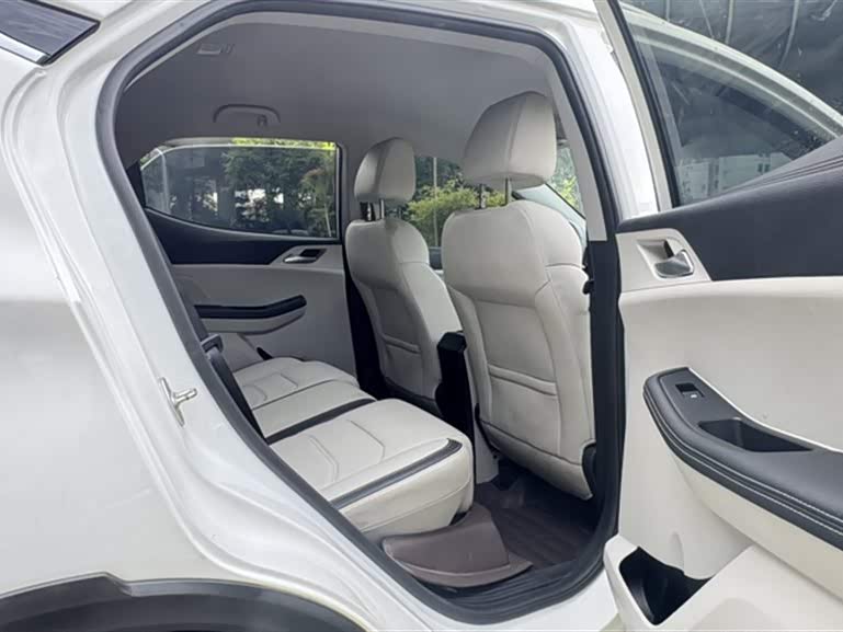 BYD Yuan Pro BYD Yuan Pro