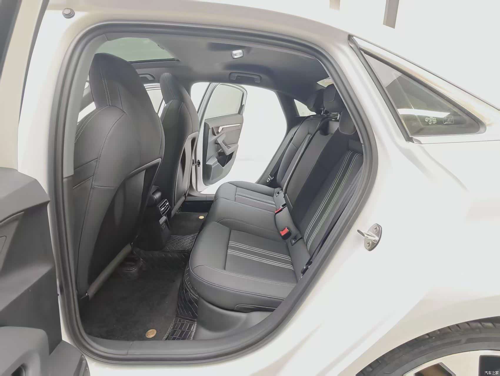 Audi A3, 2023 10