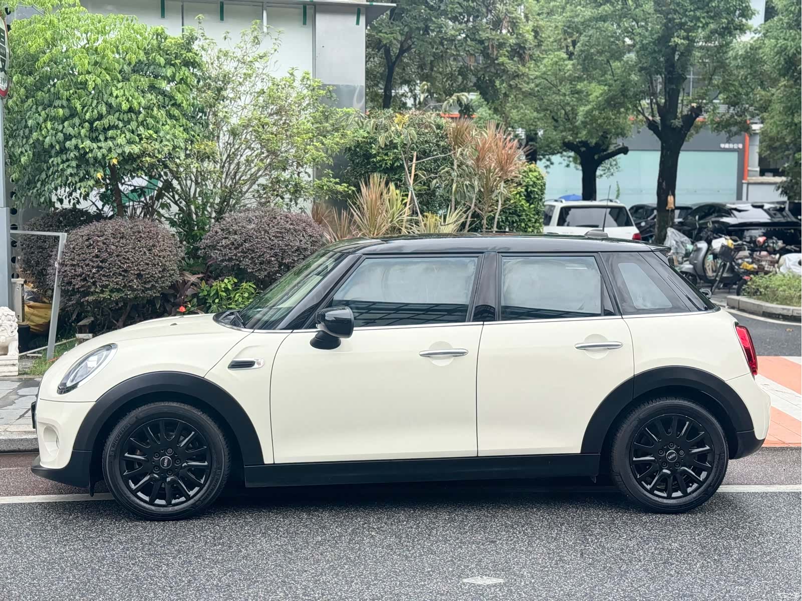Mini Cooper, 2019 4