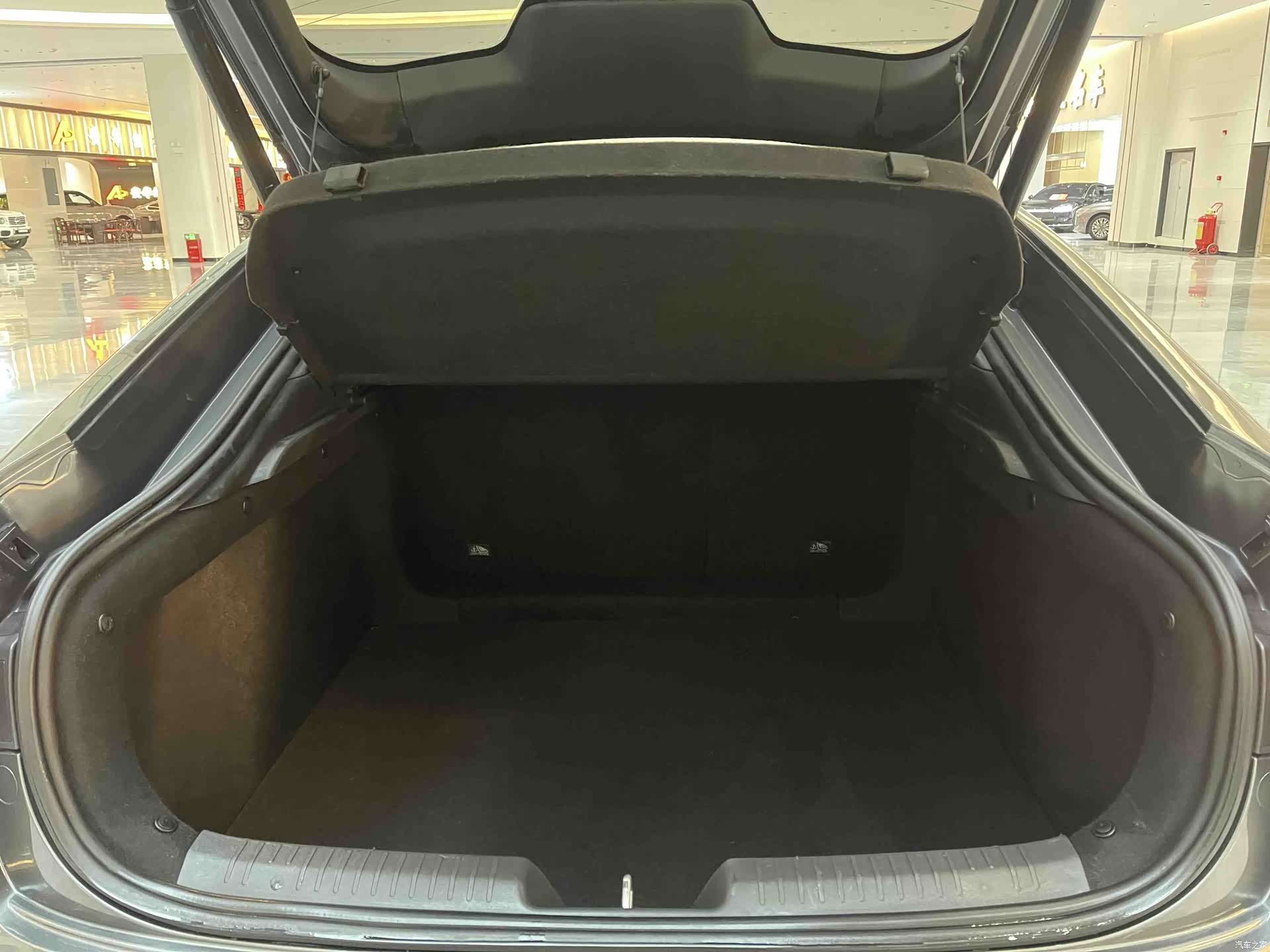 Changan UNI-V, 2023 8