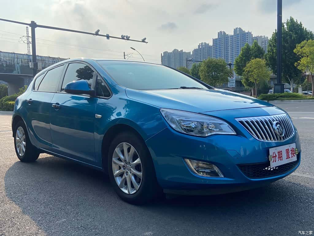 Buick XT, 2014 3